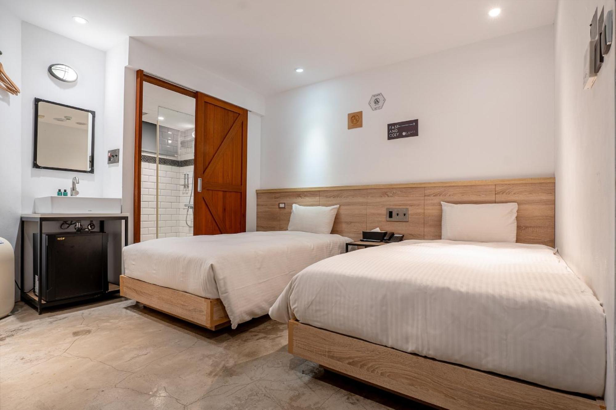 Chase Hotel Тайчжун Екстер'єр фото