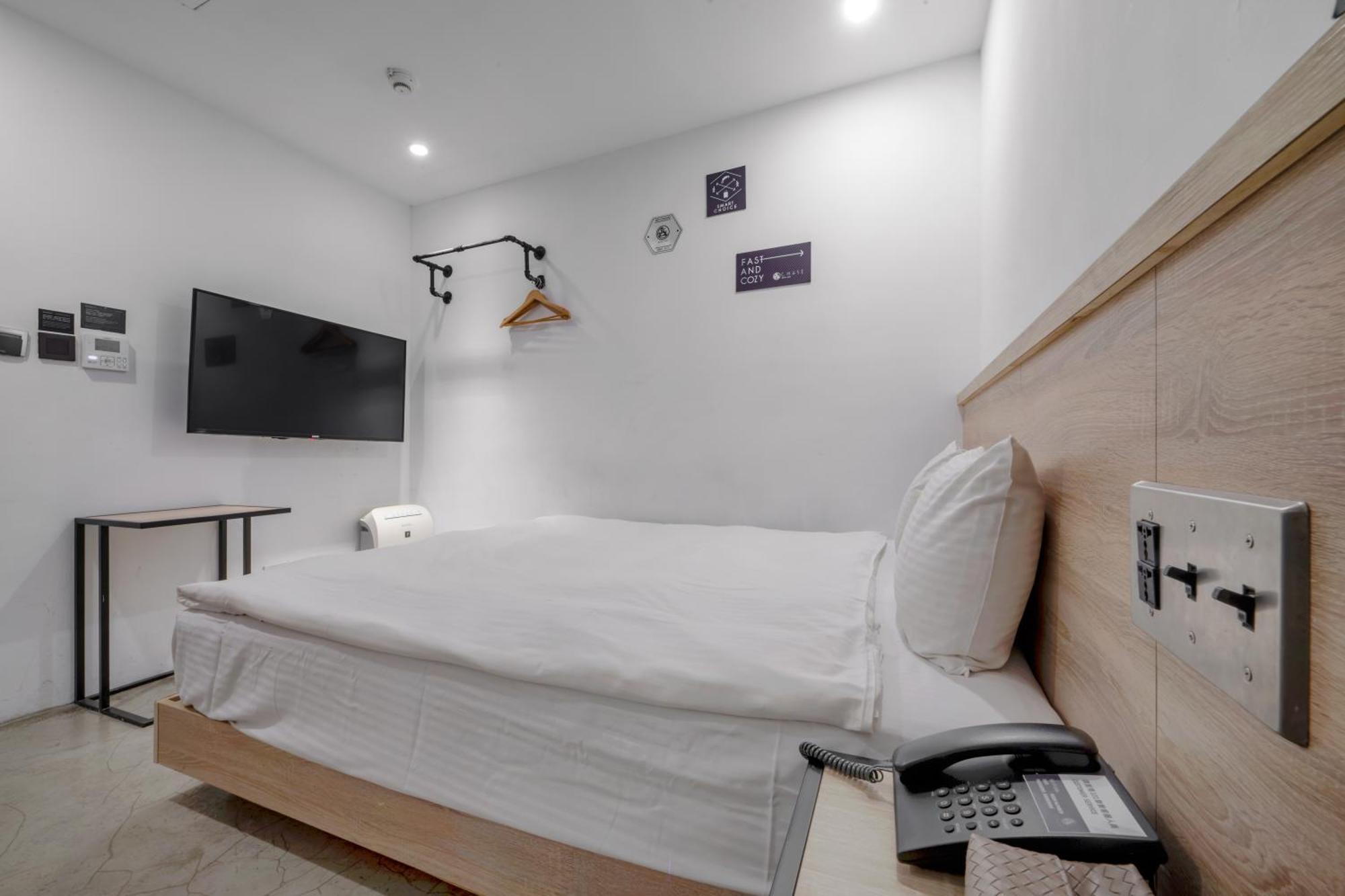 Chase Hotel Тайчжун Екстер'єр фото