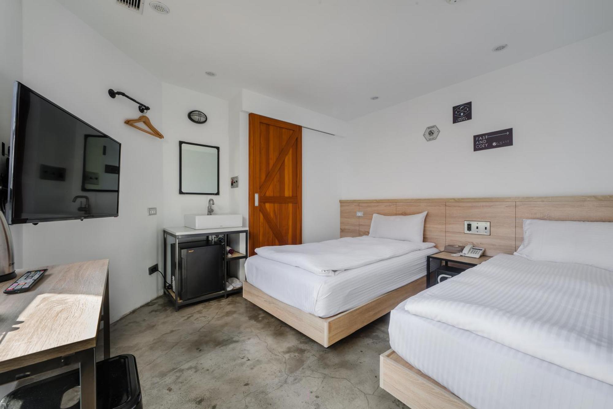 Chase Hotel Тайчжун Екстер'єр фото